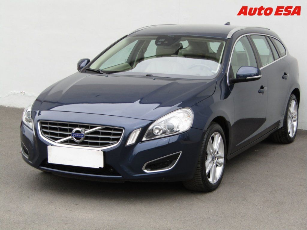 Volvo V60, 2.0D - fotka 3
