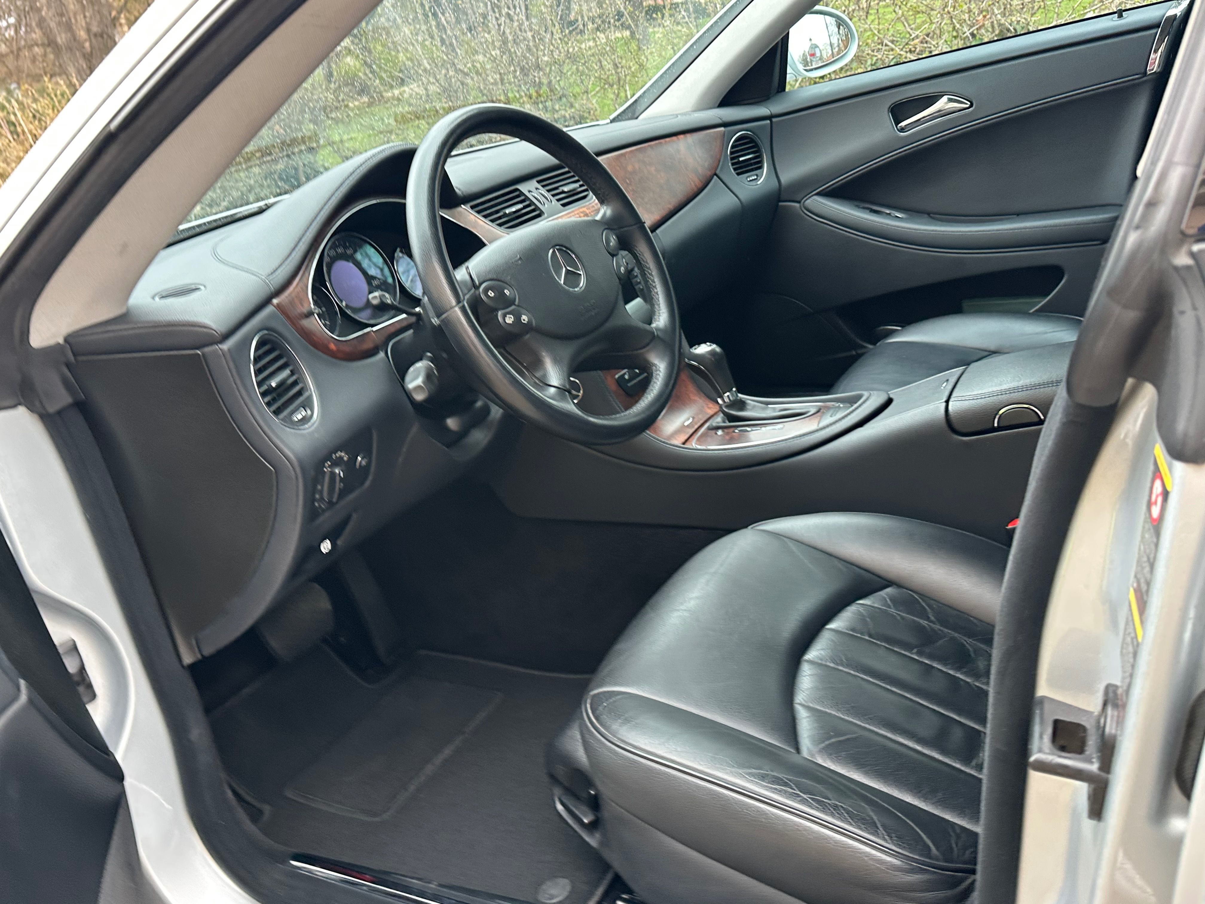Mercedes-Benz CLS, Mercedes-Benz CLS 350 - fotka 5