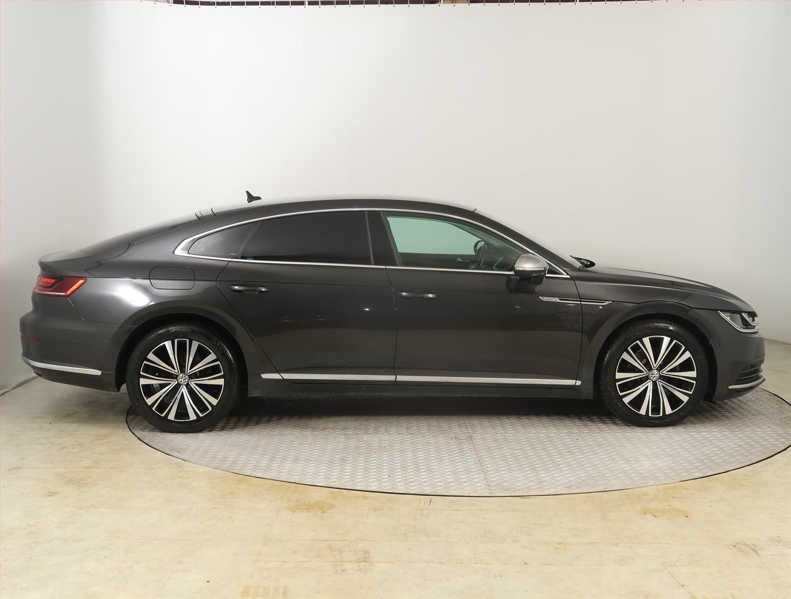 Volkswagen Arteon, 2.0 TDI, Elegance, Automat - fotka 6