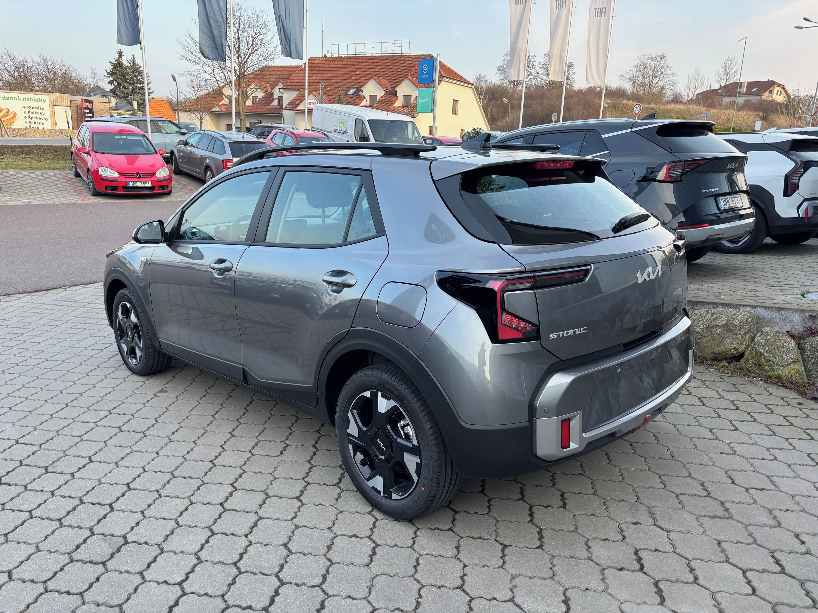 Kia Stonic, 1,0 74 kW SPIN - fotka 4