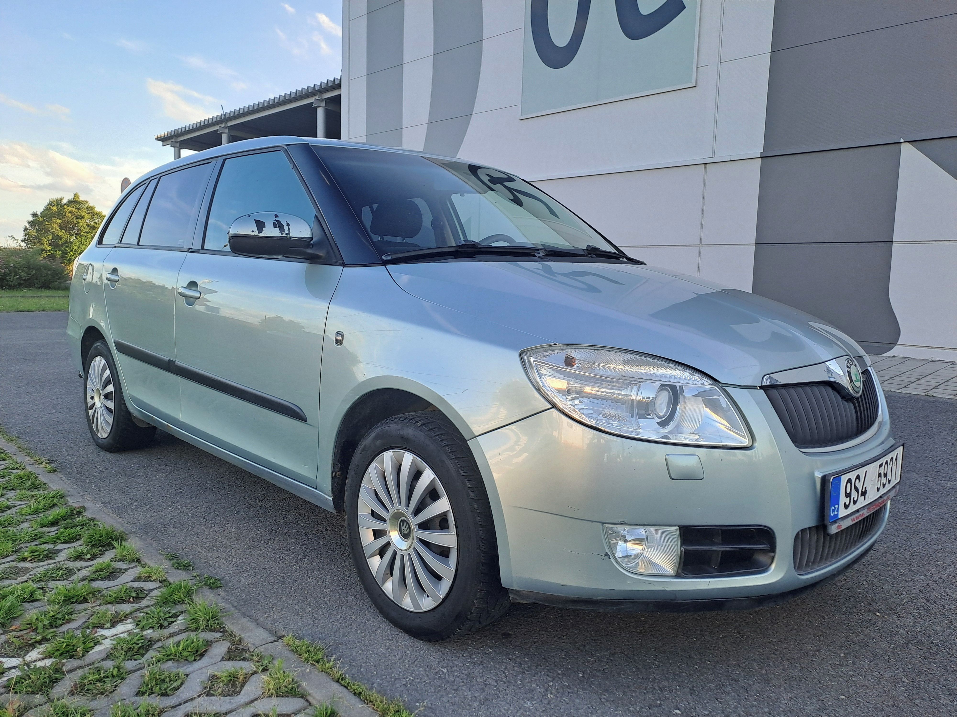 Škoda Fabia, 1.4i 63KW LPG SPOLEHLIVÉ AUTO - fotka 2