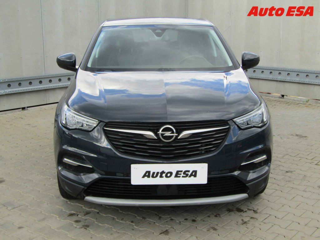 Opel Grandland X, 1.2 T,1.maj,ČR - fotka 2