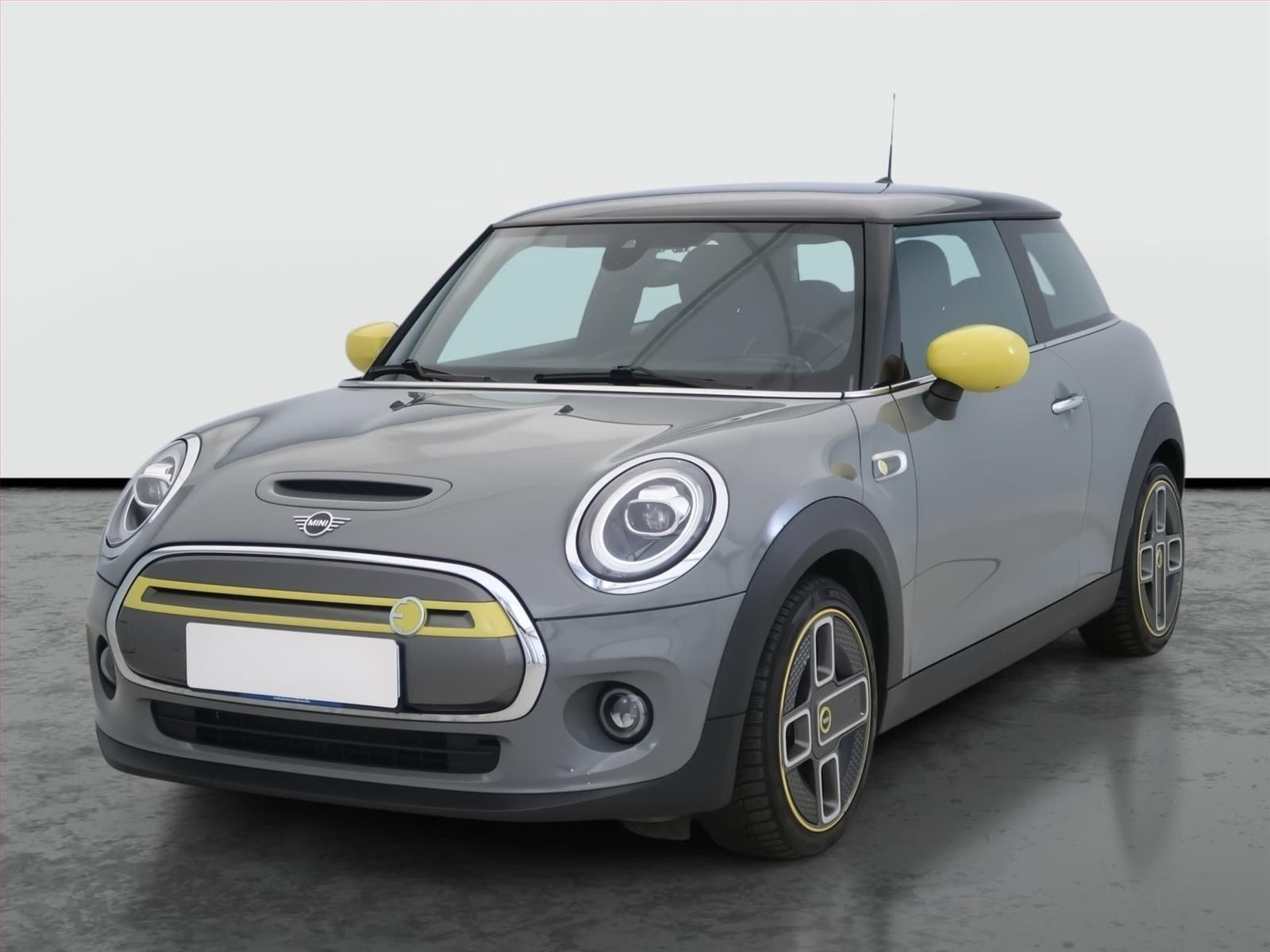 Mini, Cooper SE 32 kWh, SoH 96% - fotka 2
