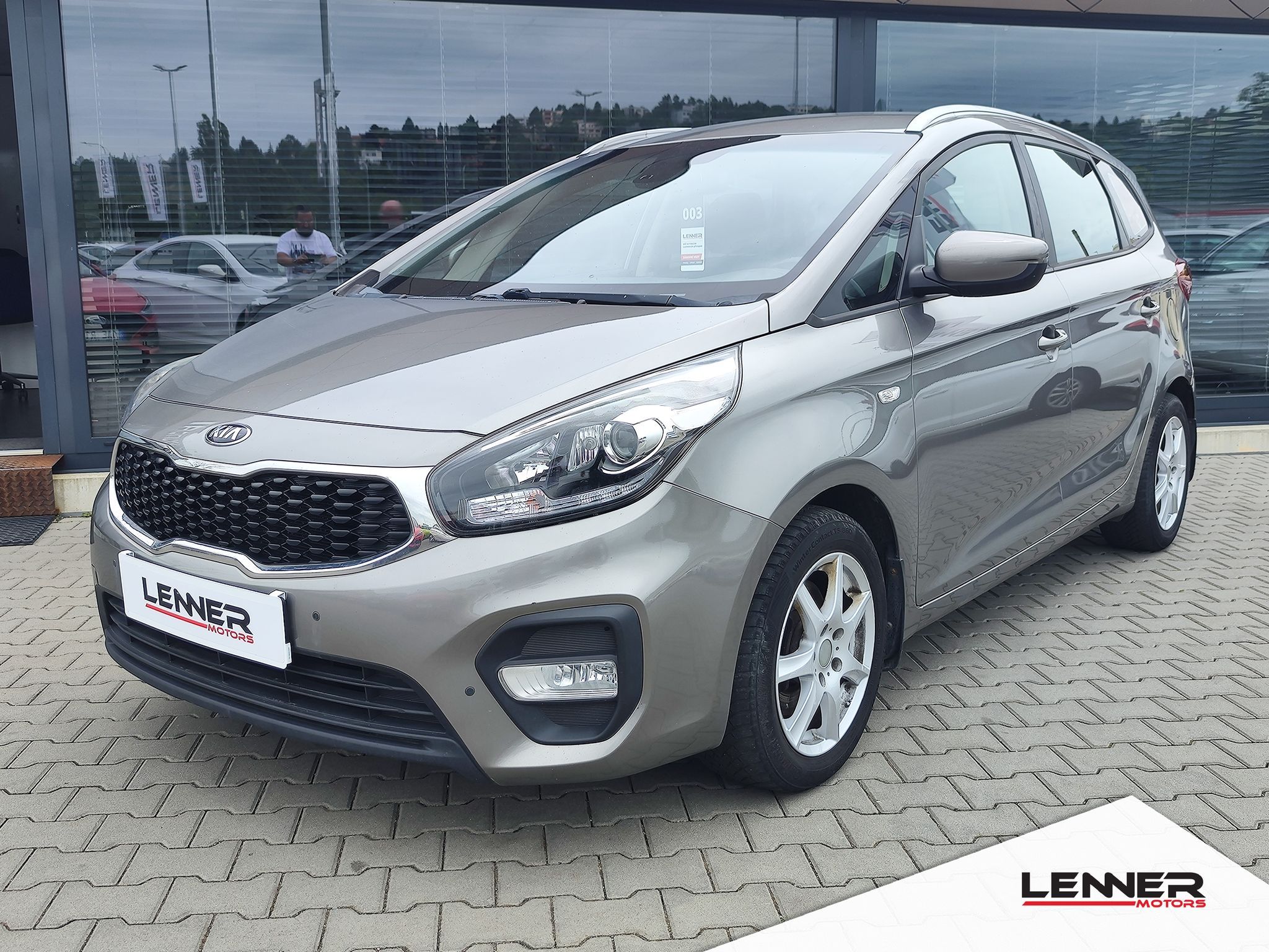 Kia Carens, 1.7 CRDi 7-míst Navi Tažné