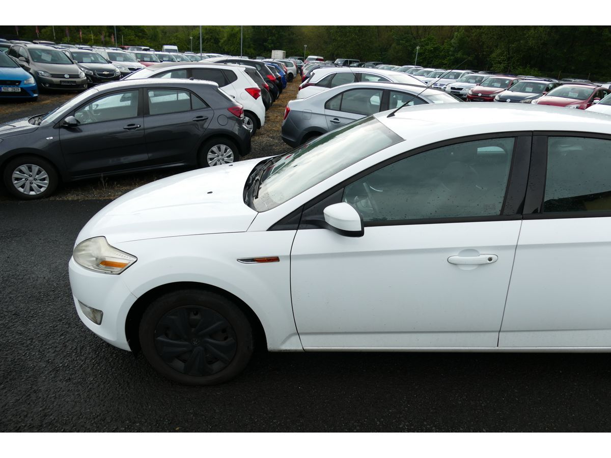 Ford Mondeo, 1,6 92KW DIGI-KLIMA - fotka 4