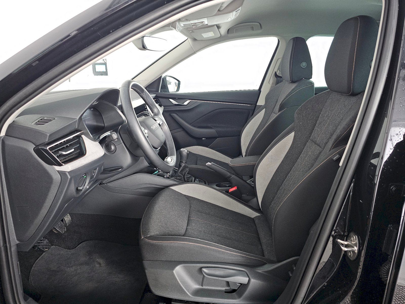 Škoda Kamiq, 1.0TSI 85kW TOP Selection - fotka 6