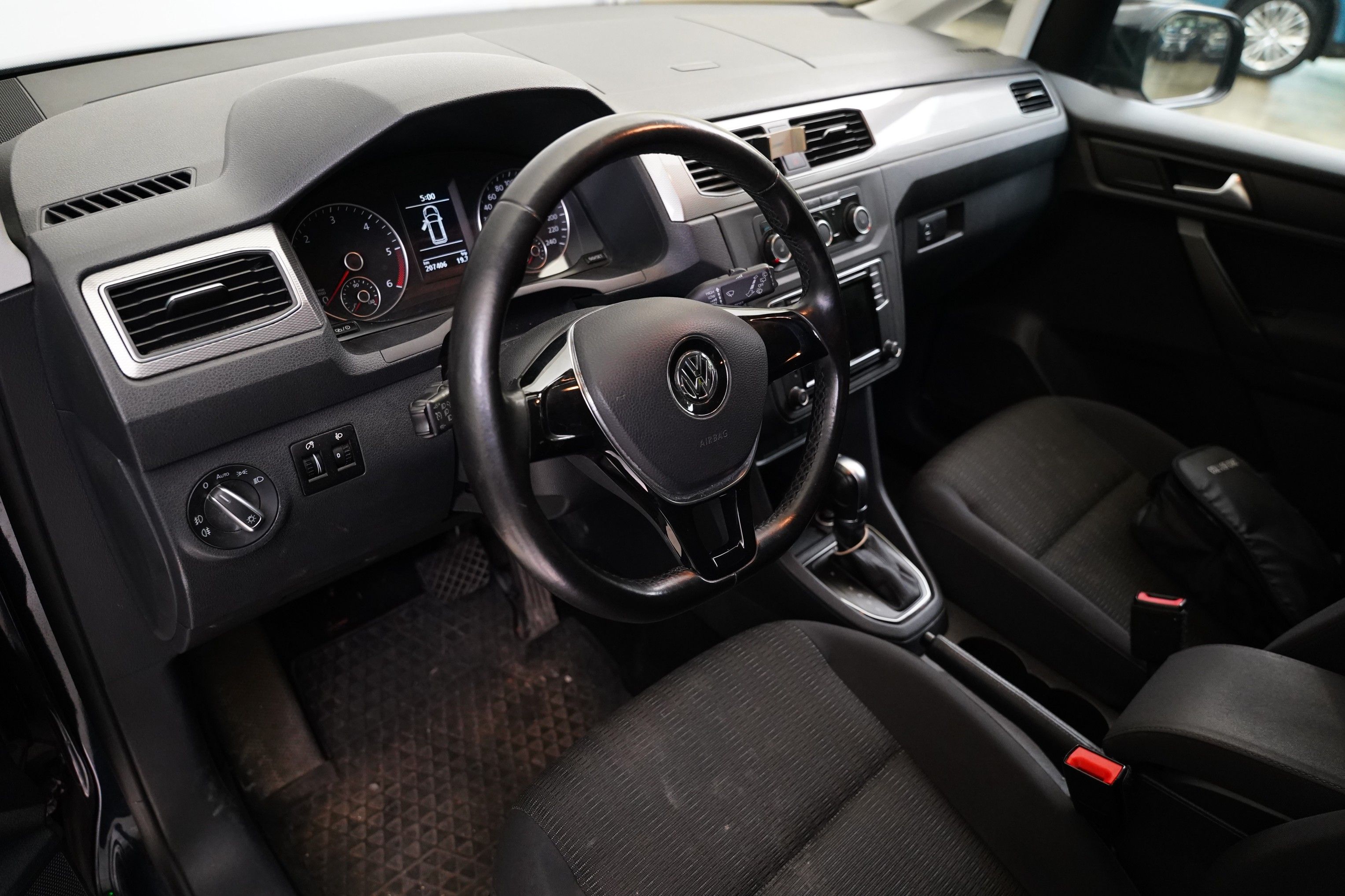Volkswagen Caddy, 2.0 TDI 75 kW Comfortline - fotka 5