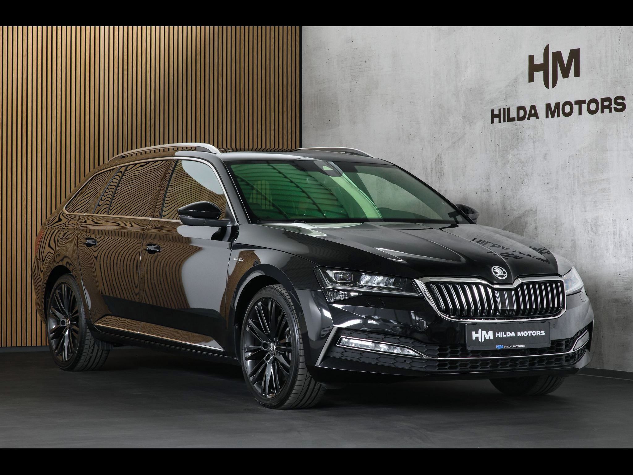 Škoda Superb, 2.0TSI 206kW 4x4 L&K Max výbav