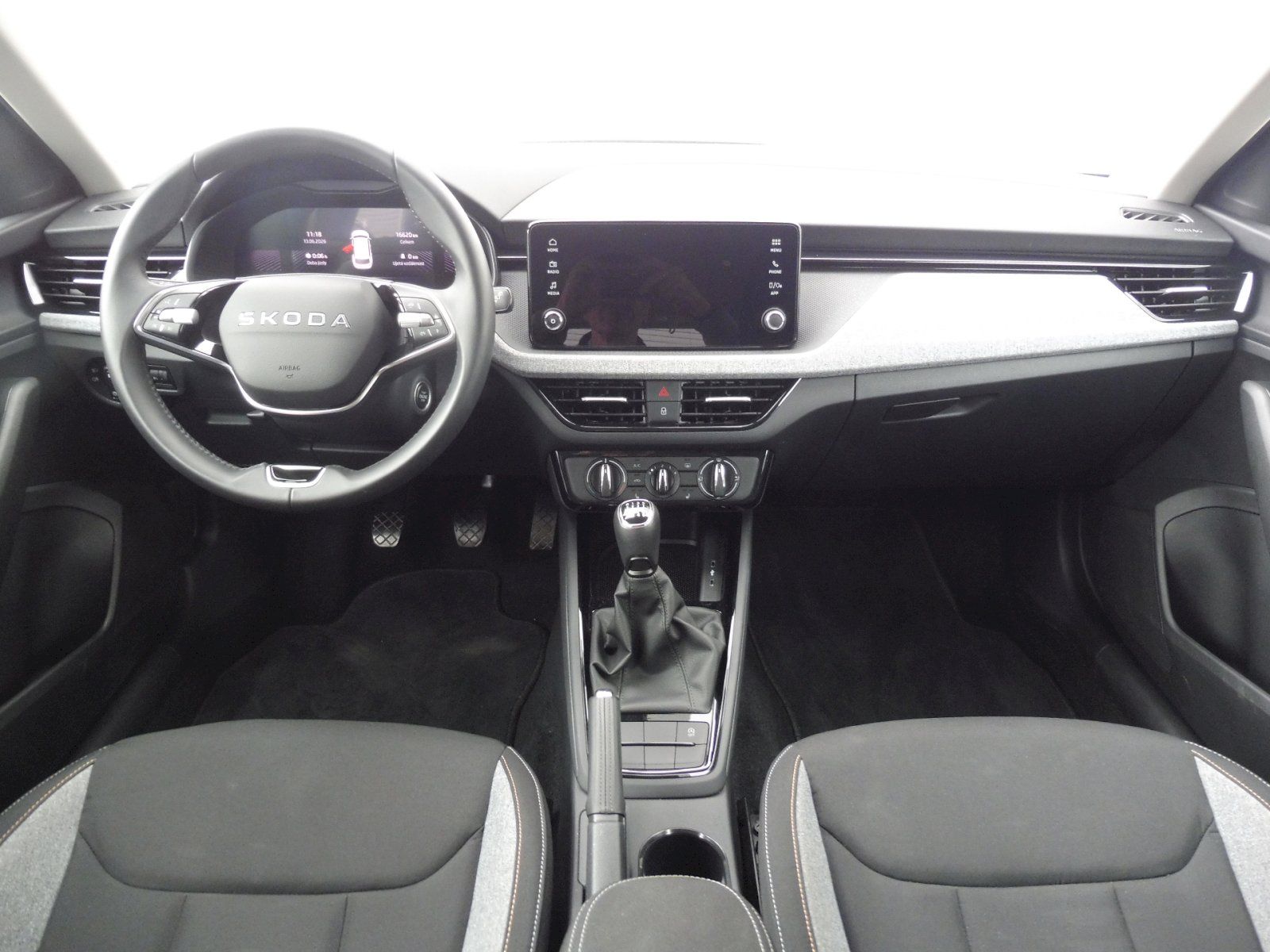 Škoda Kamiq, Selection 1,0 TSI 85kW - fotka 5