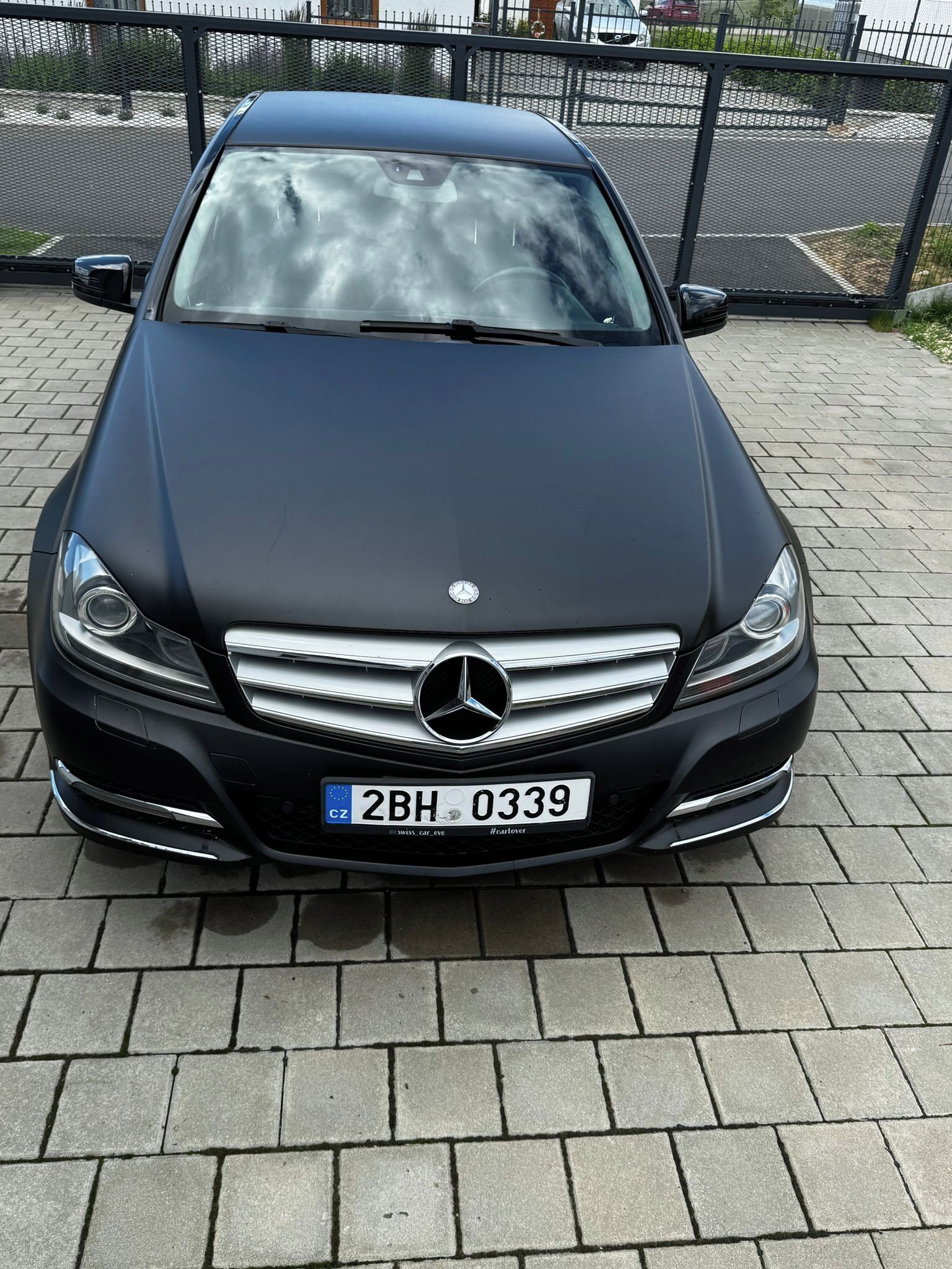 Mercedes-Benz Třídy C, W204 C 180 BlueEFFICIENCY - fotka 2