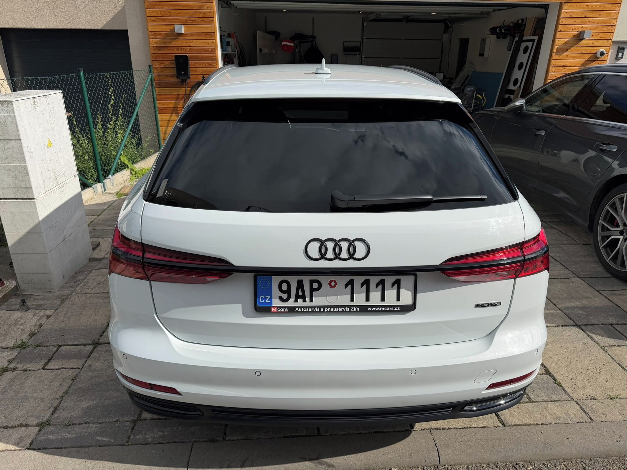 Audi A6 Avant, S-Line,Tažné,Quattro,MATRIX,CZ - fotka 5
