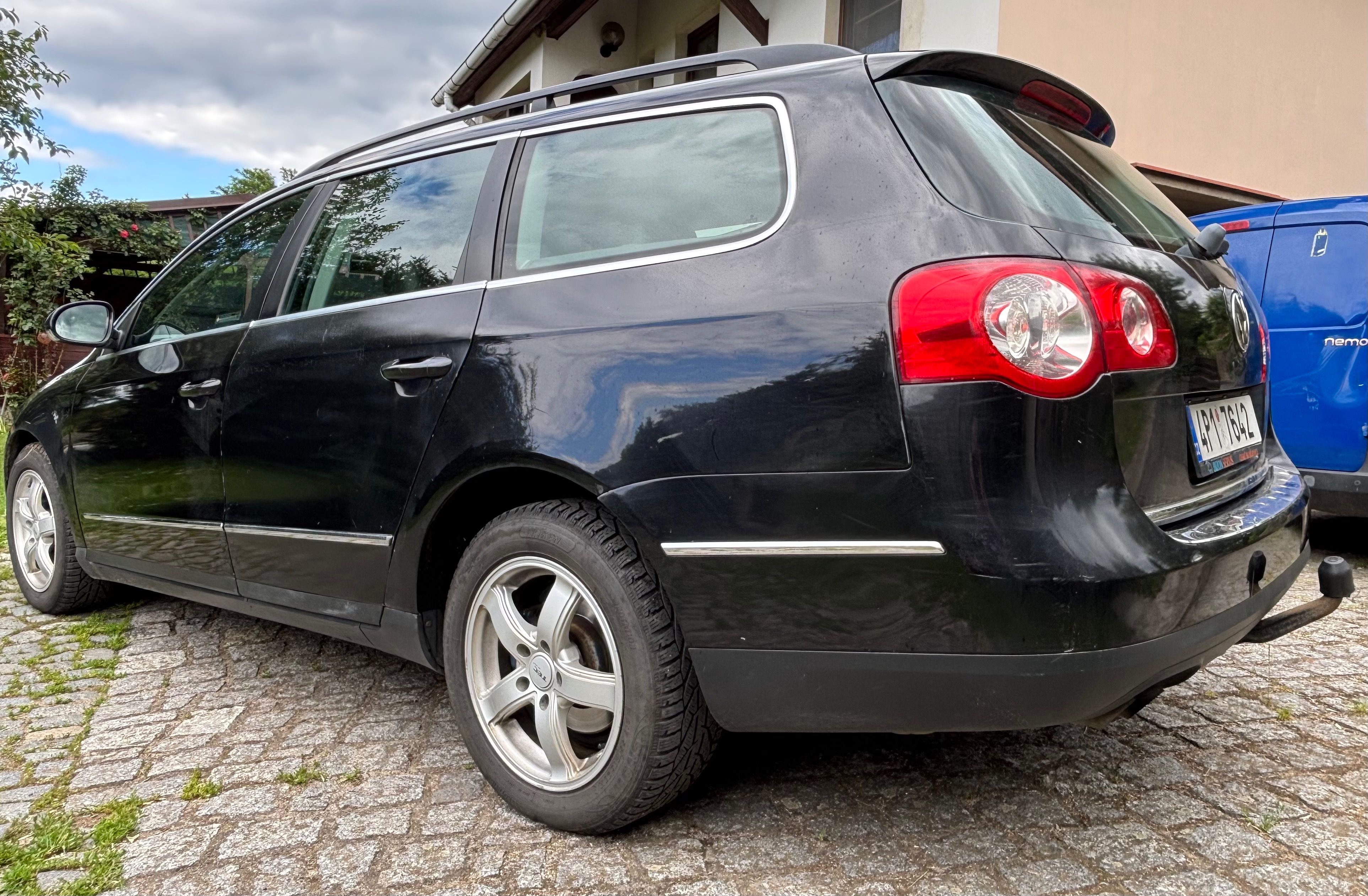 Volkswagen Passat Variant, 2.0 TDI 103kW, tažné, STK 2028 - fotka 6