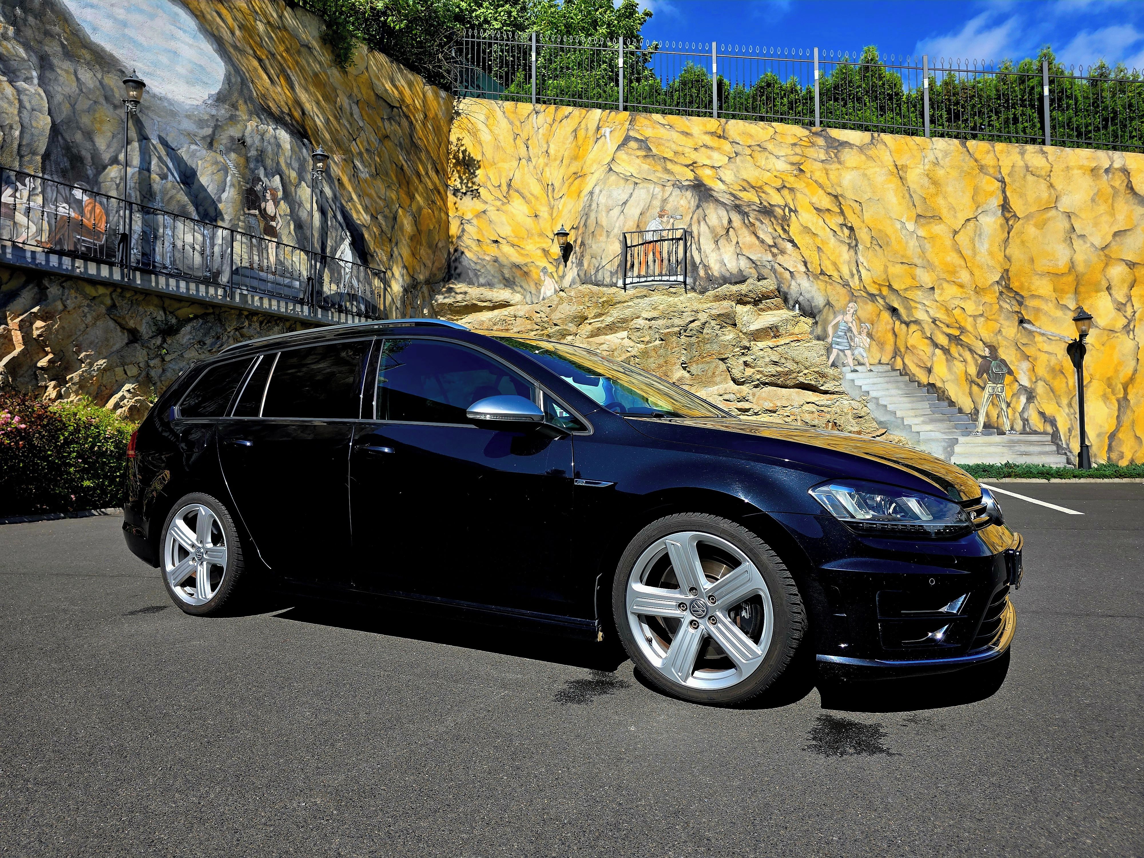 Volkswagen Golf, R - 221kW, Pano, DYNAUDIO - fotka 4