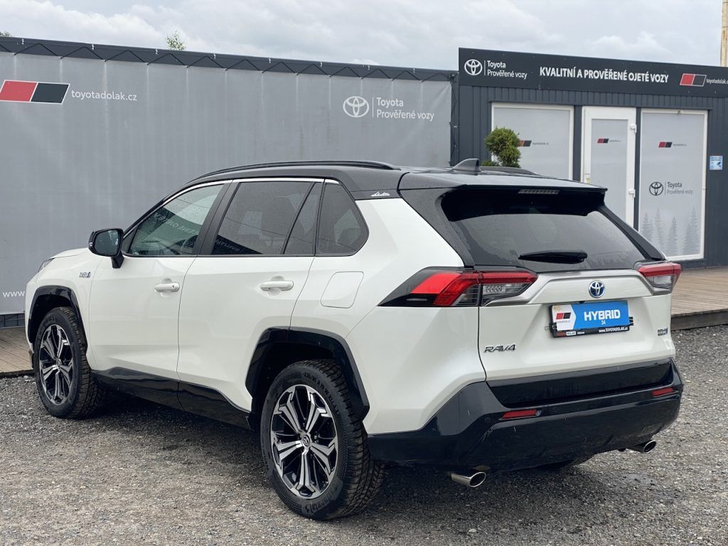Toyota Rav4, 2.5PHEV, ČR-1m, Selection, 4x4 - fotka 5