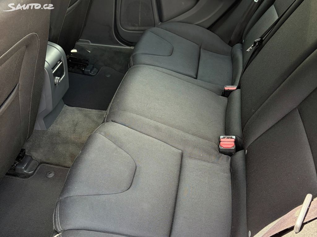 Volvo V60 2014 z Czech