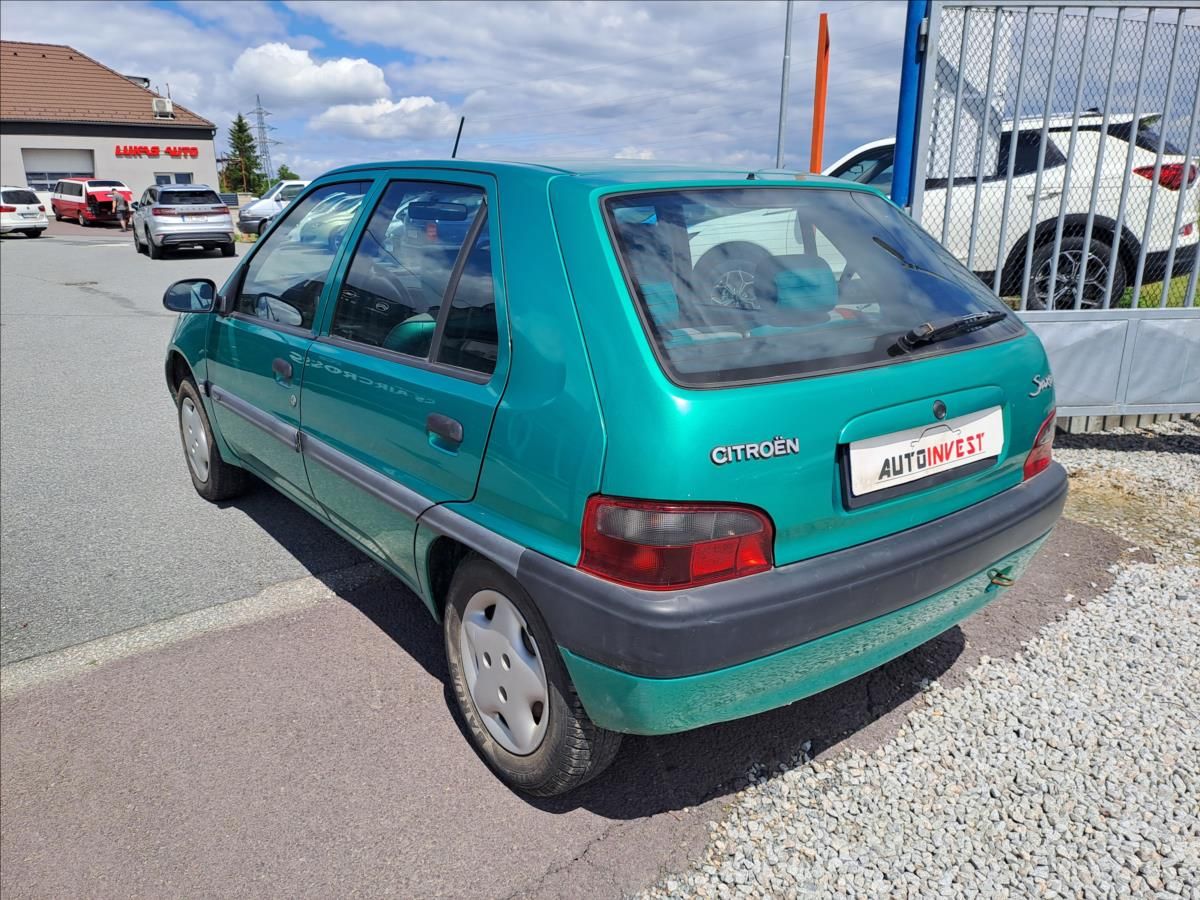 Citroën Saxo, 1,1 i - fotka 4