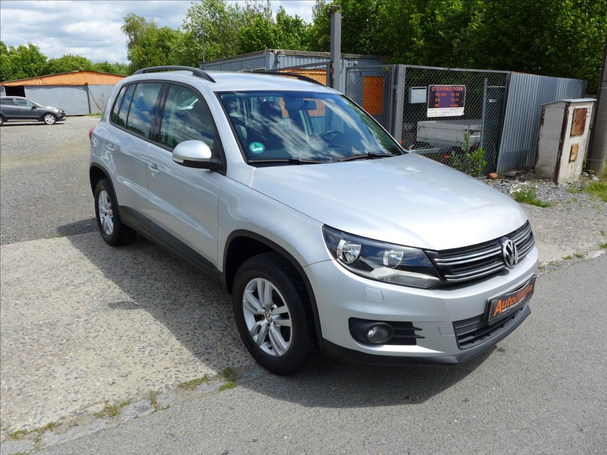Volkswagen Tiguan, 1,4 TSI  DIGI AC, VÝHŘEV, PDC - fotka 4