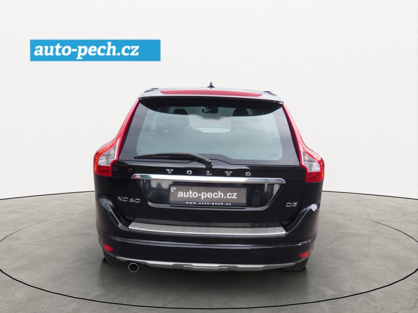 Volvo XC60, D3 100 kW, Momentum, AWD - fotka 3