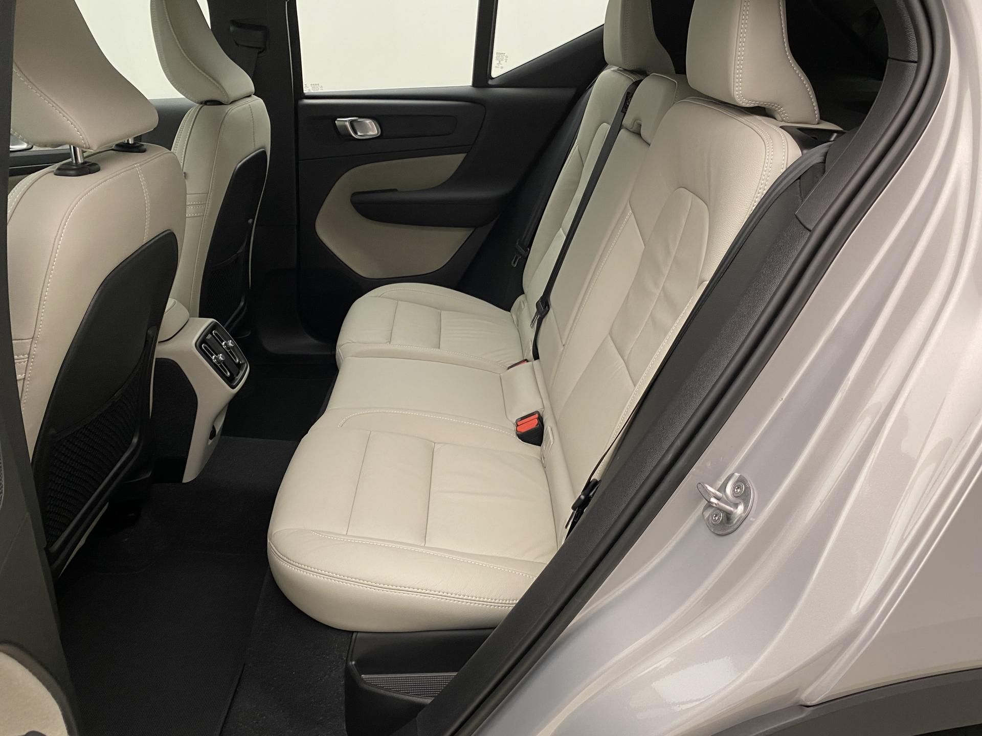 Volvo XC40, B4 AWD BRIGHT PLUS AUT CZ - fotka 5