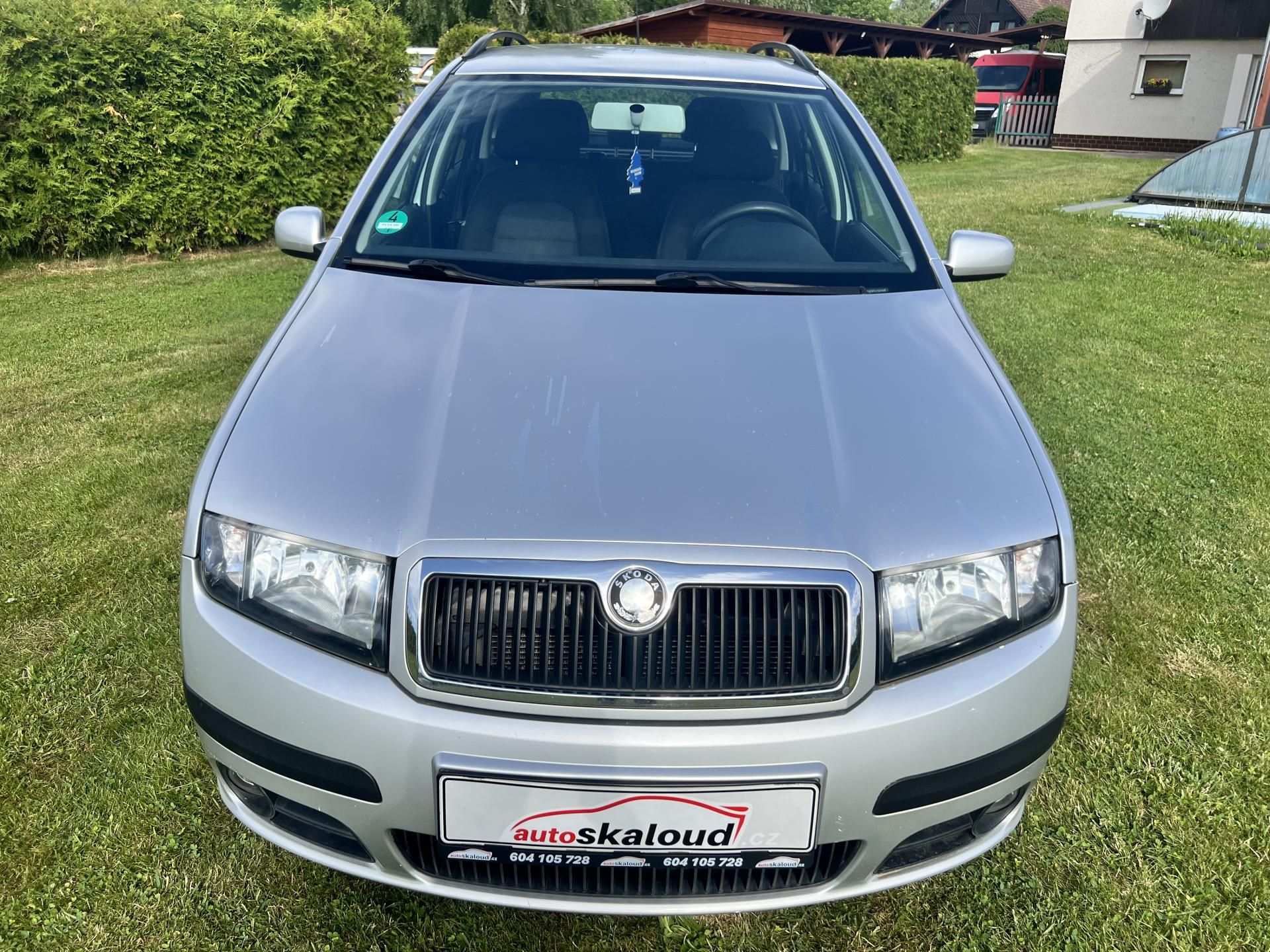 Škoda Fabia, 1.4 59KW,TZ,KLIMA,TEMPOMAT,ESP - fotka 2