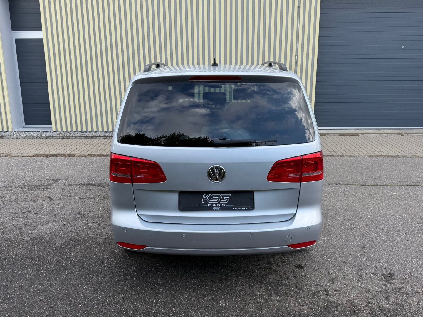Volkswagen Touran, 2.0TDi 103kW! ČR! Panorama!Xen - fotka 6