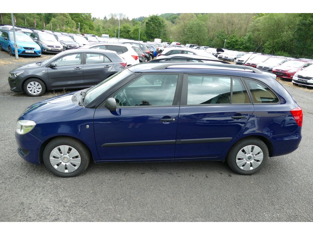 Škoda Fabia, 1,2 51KW KLIMA - fotka 3