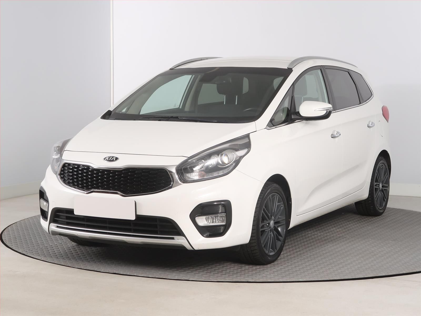 Kia Carens, 1.6 GDI, 7 míst, Serv.kniha - fotka 2