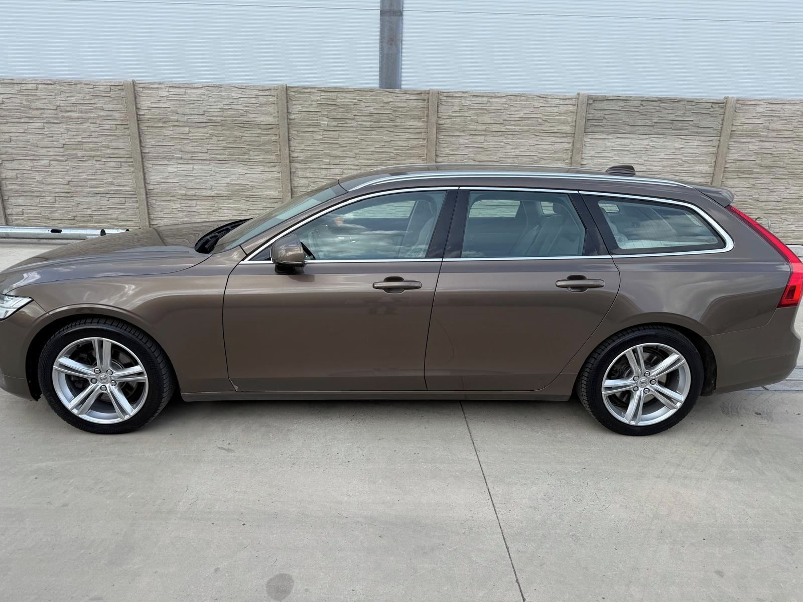 Volvo V90, Volvo V90, 187 kw - fotka 4