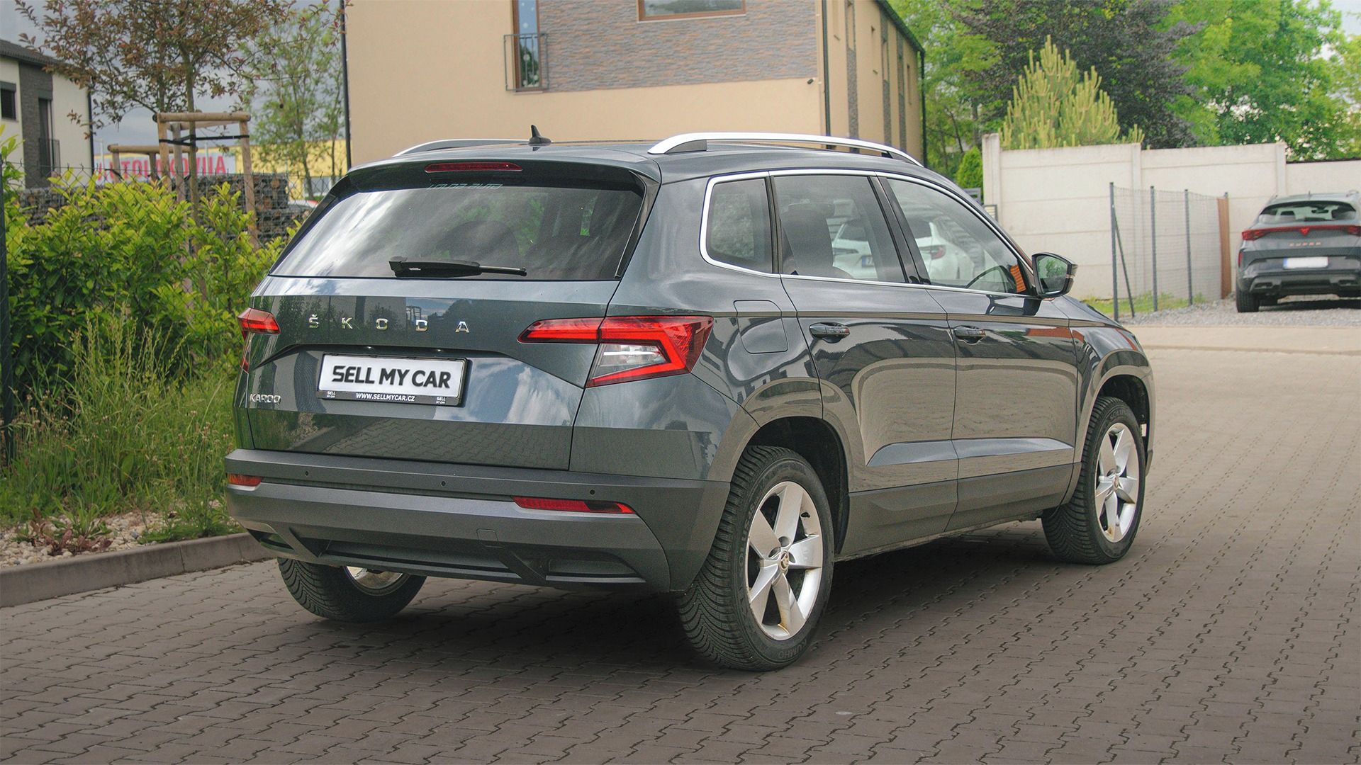 Škoda Karoq, 1,5TSI/110kW ČR DSG LED 2.Maj - fotka 5