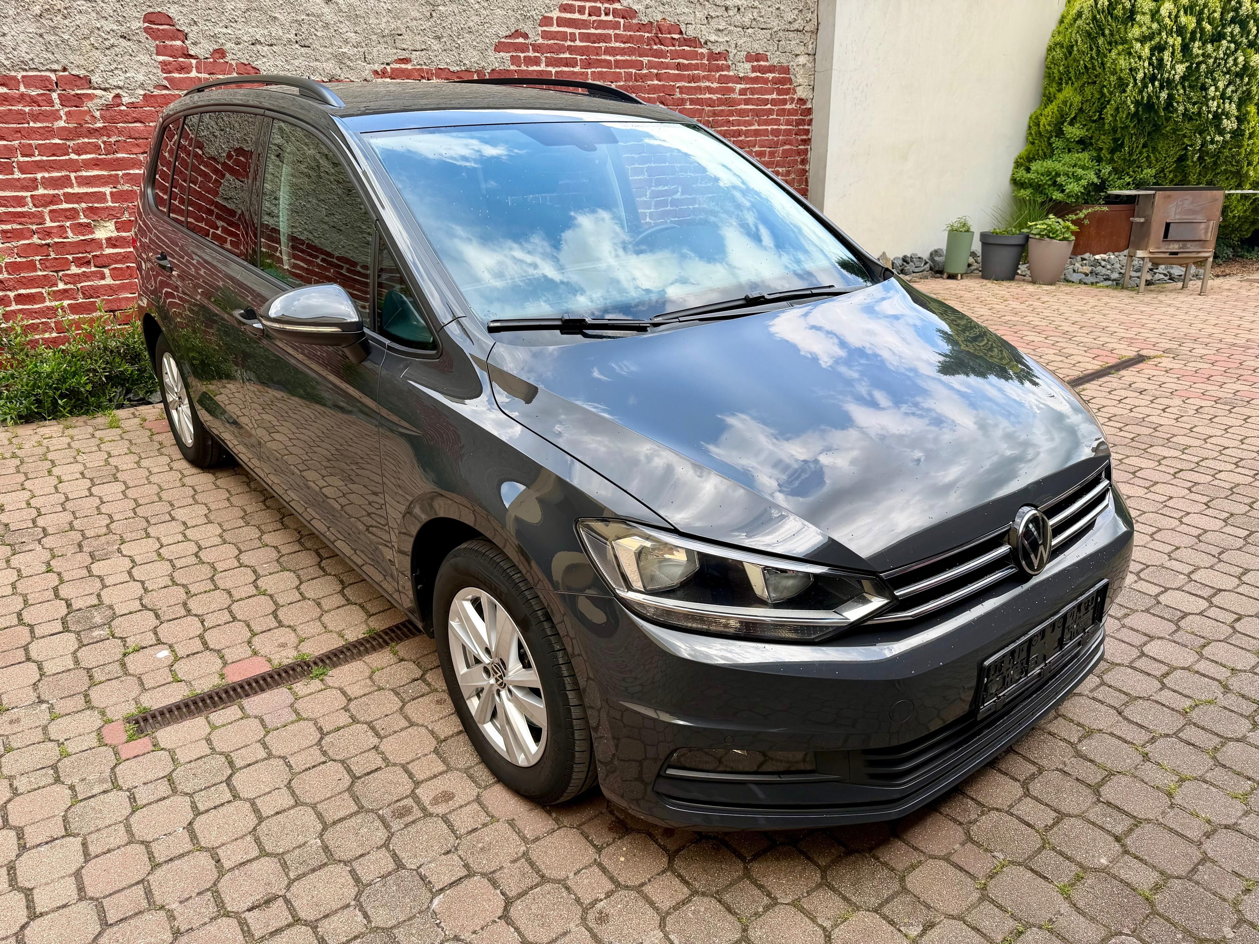 Volkswagen Touran, 2.0 TDi, 110 kw, DSG, Comfort - fotka 3