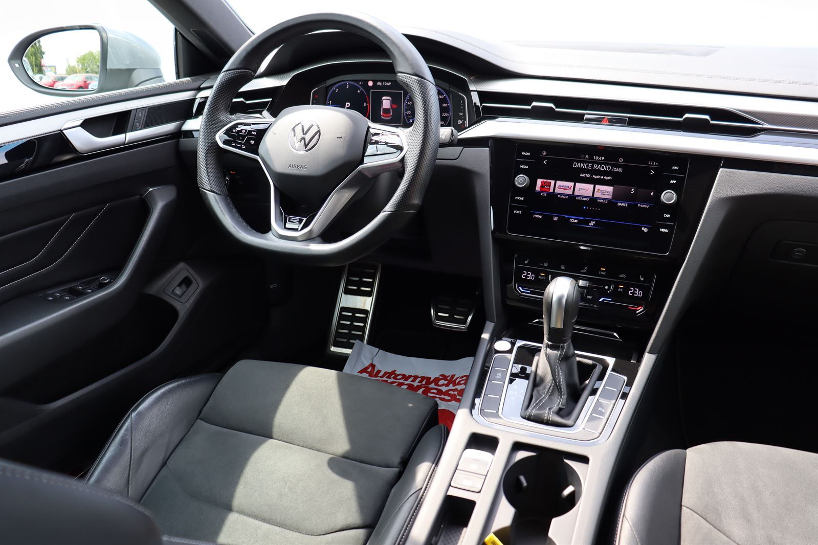 Volkswagen Arteon, 2.0 TDI DSG R-line - fotka 5