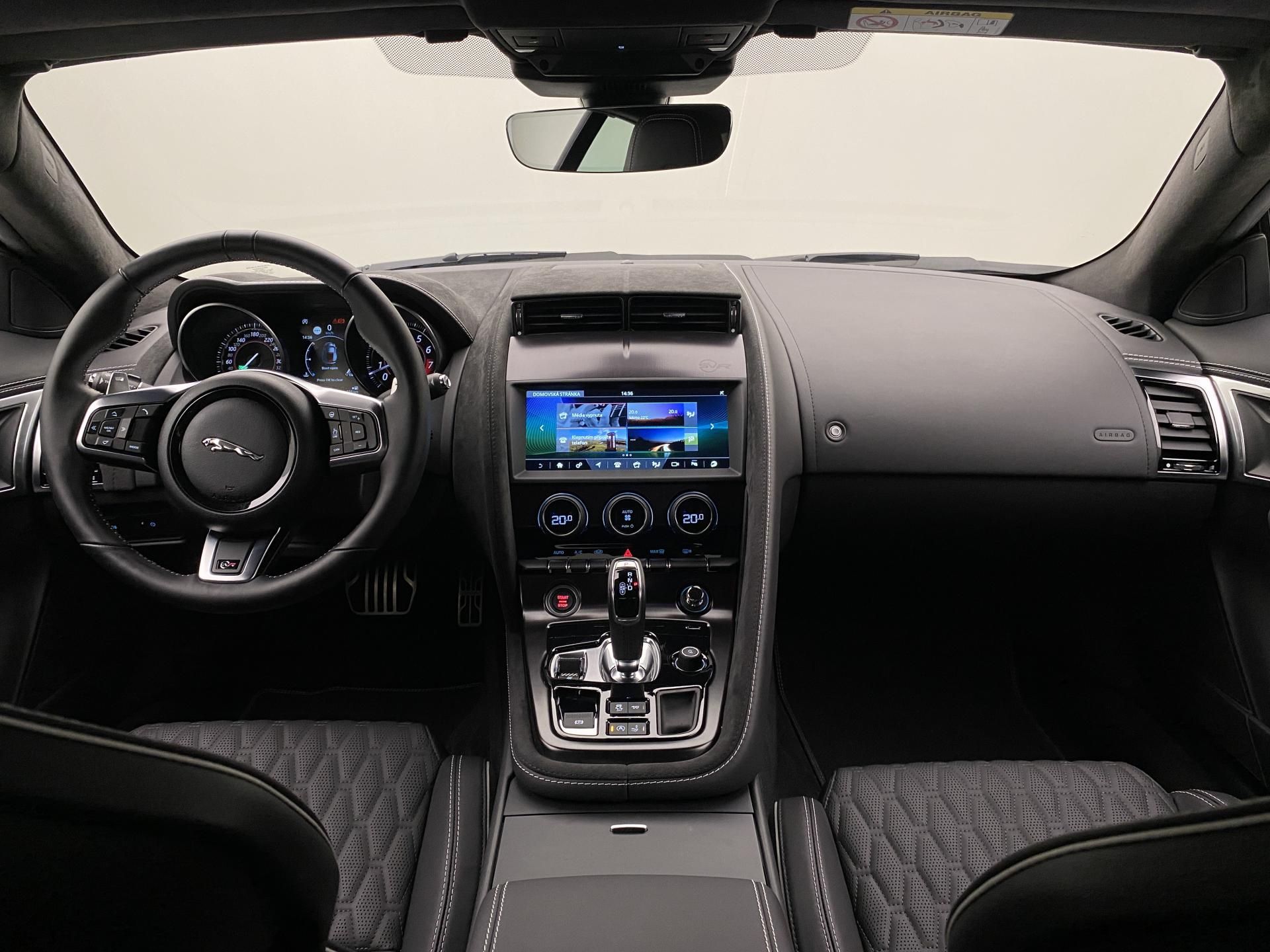 Jaguar F-Type, SVR 5.0 423kW AWD AUT - fotka 2