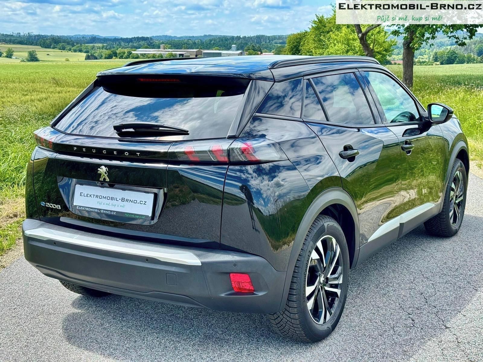 Peugeot 2008, 50kWh, SoH 90%, 360° Kamera - fotka 6