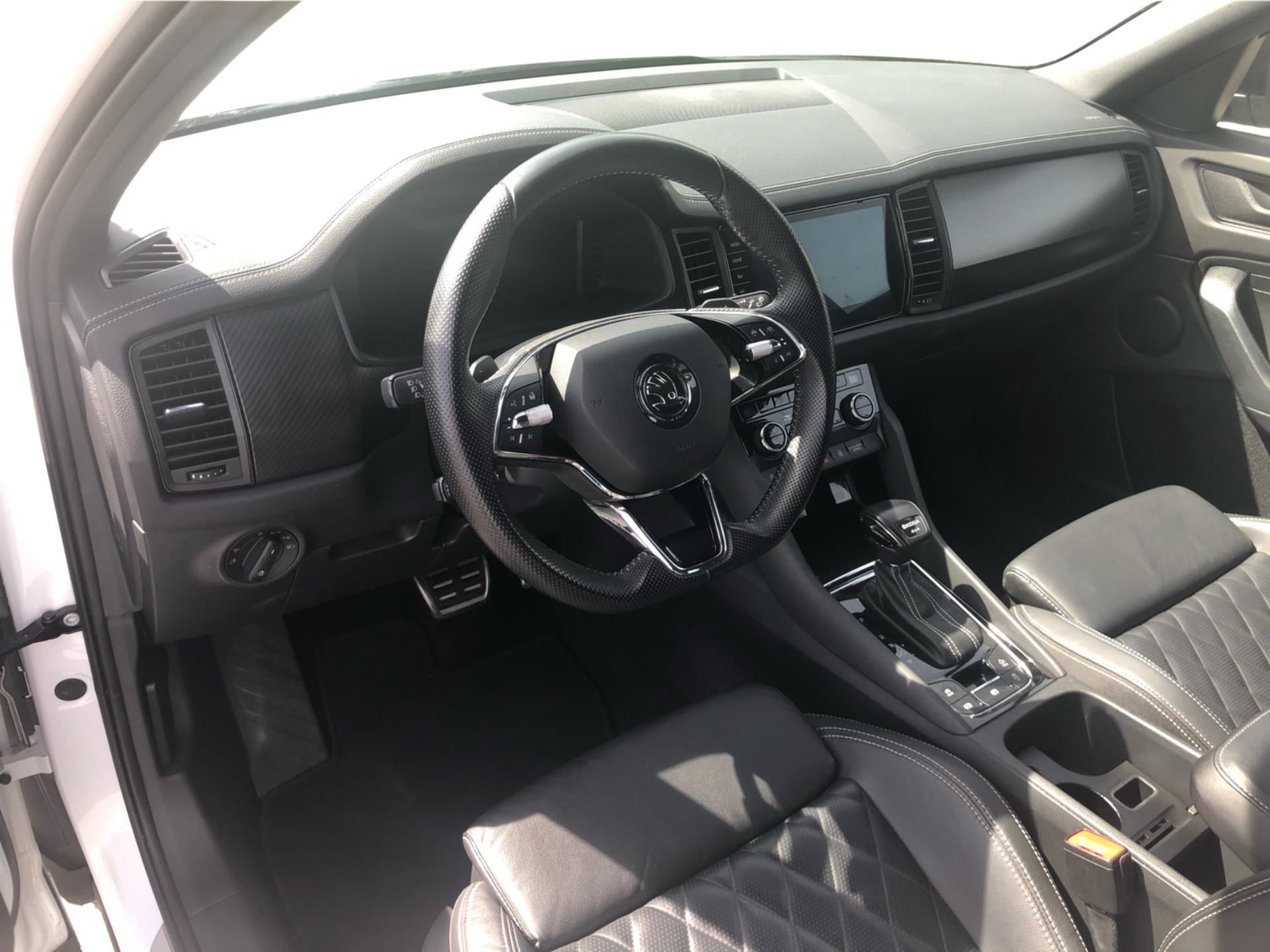 Škoda Kodiaq, 2,0 TDI DSG 4x4 Sportline - fotka 5