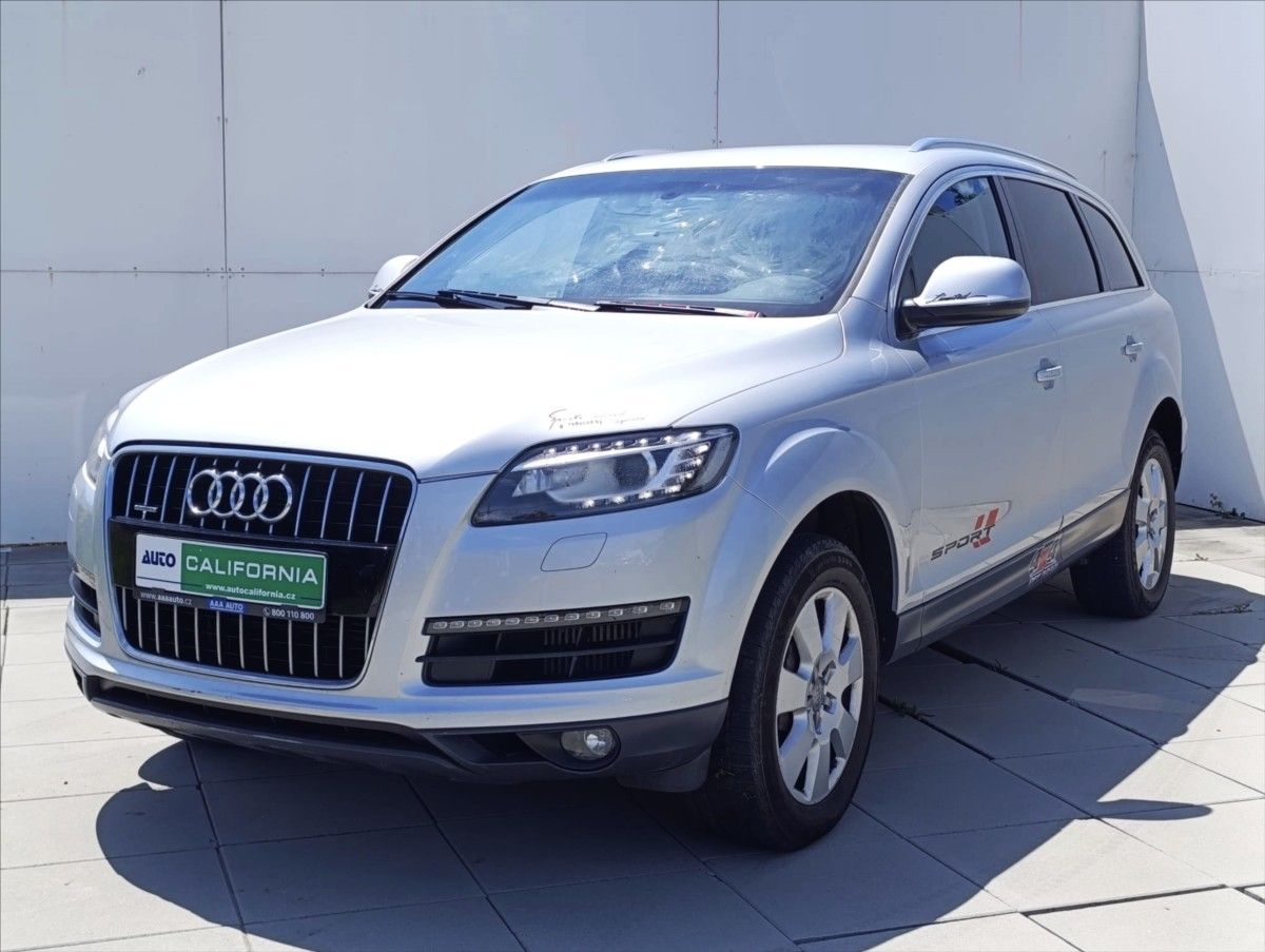Audi Q7, 3,0 TDi Quattro Autom.7Míst ČR - fotka 2