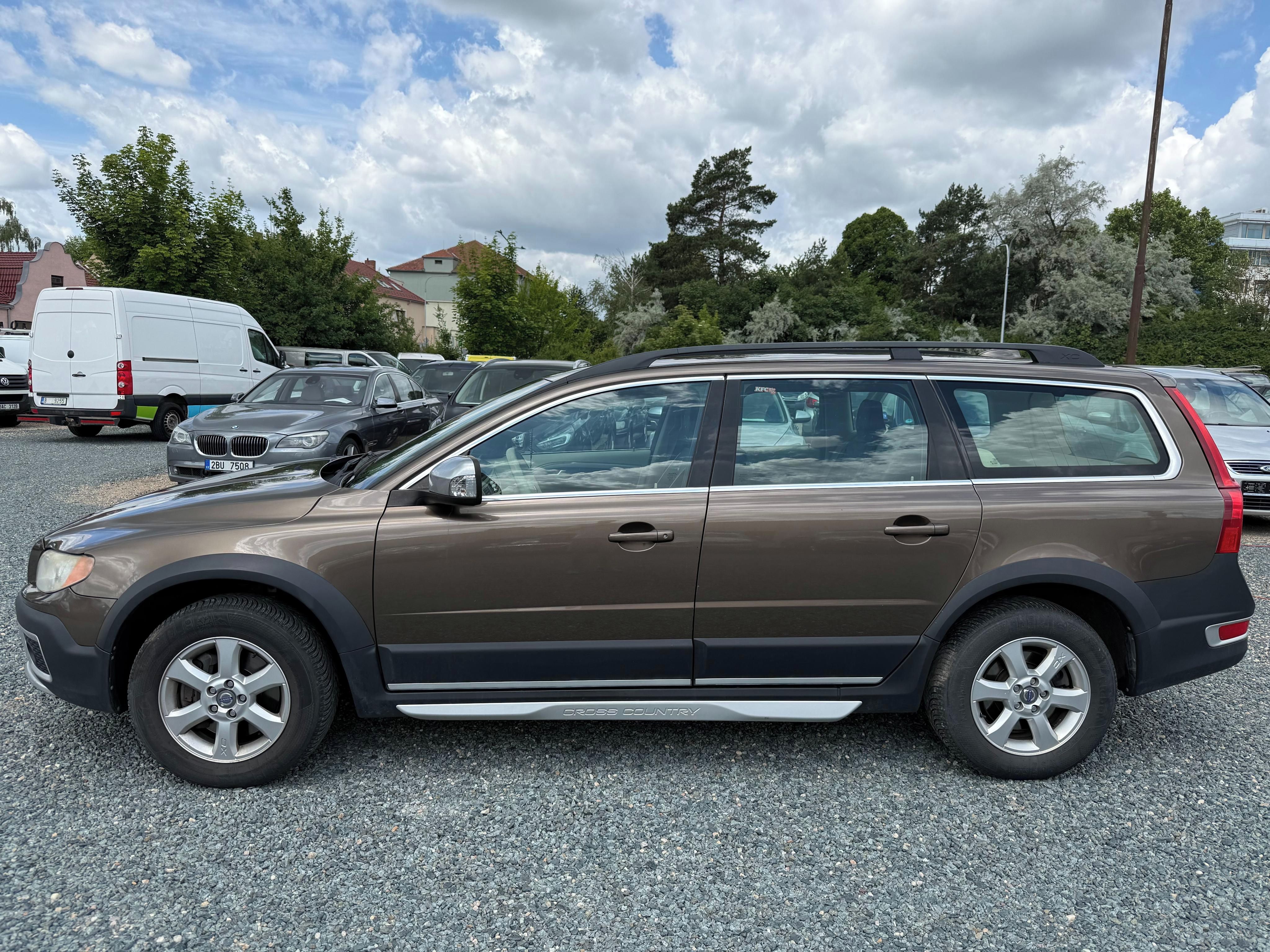 Volvo XC70, 2.4 D3 120Kw Cross Country - fotka 6