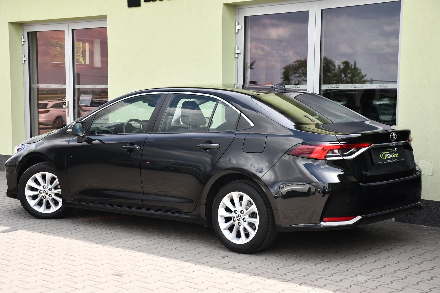 Toyota Corolla, 1.5VVT-i 1M 2xKOLA - fotka 3