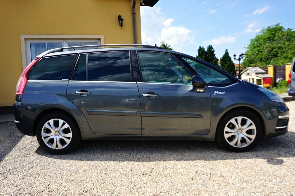 Citroën C4 Picasso, EXCLUSIVE 2,0 HDI 120 kW - fotka 3