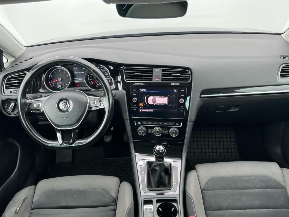 Volkswagen Golf Variant, 1,4 TGi 81kW HIGHLINE  7 - fotka 5