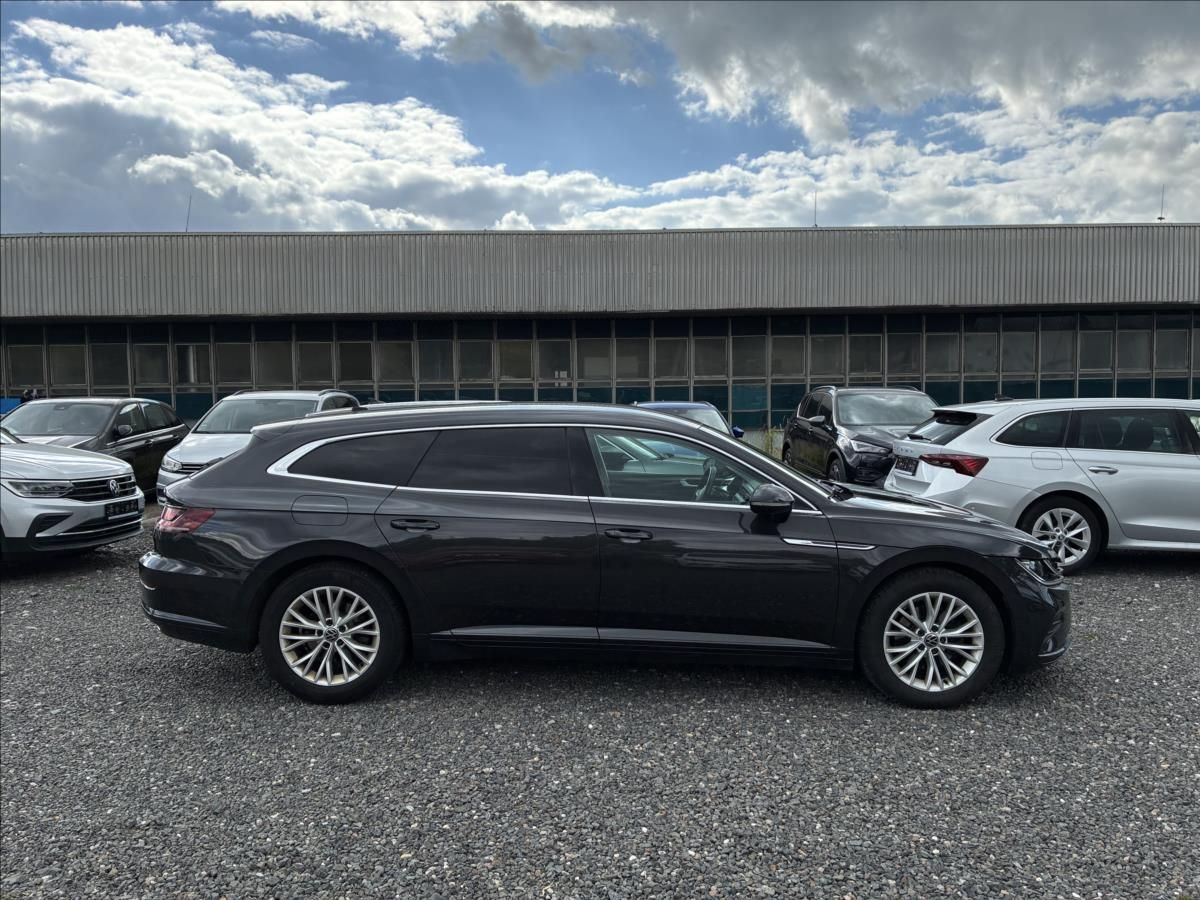 Volkswagen Arteon, 2,0 TAŽNÉ,MATRIX,CAR PLAY - fotka 5