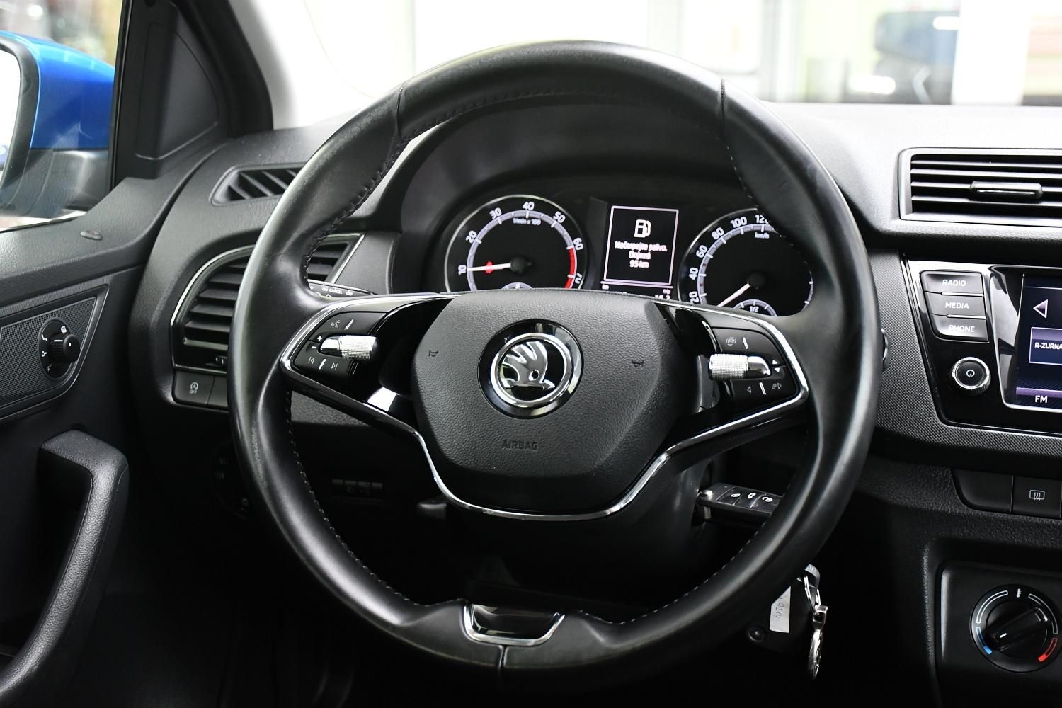Škoda Fabia, 1.0TSi 70kW AMBITION 1M ČR - fotka 6