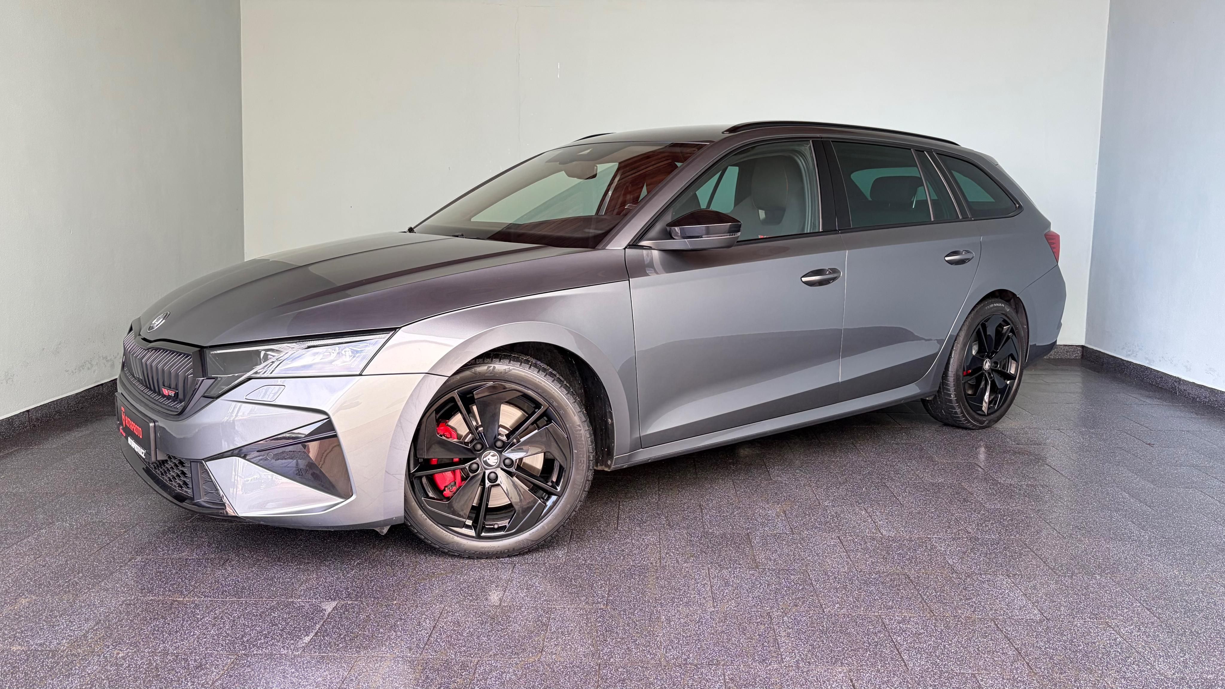 Škoda Octavia, 2.OTSi-195kW-DSG-ACC-CANTON-R1