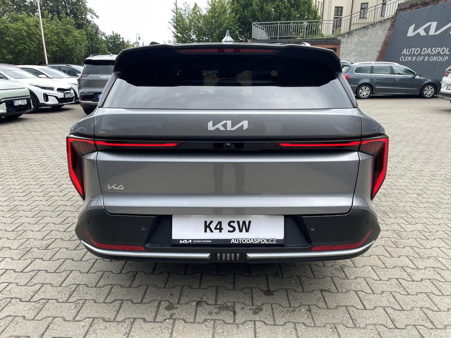 Kia K4, 1.6  EXCLUSIVE "AKCE SKLAD" - fotka 4