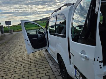Peugeot Partner s vestavbou