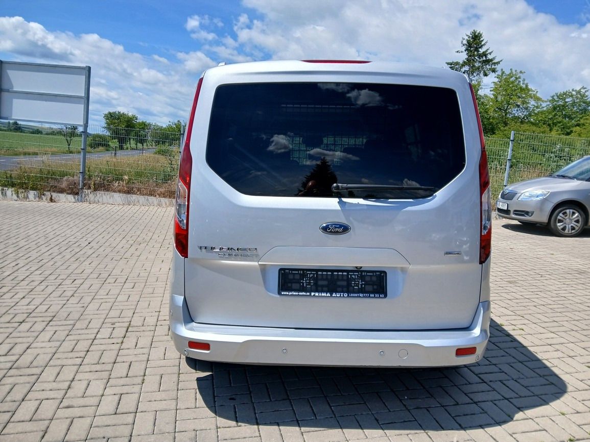 Ford Tourneo Connect, 1,5 TDCI Titanium - fotka 4