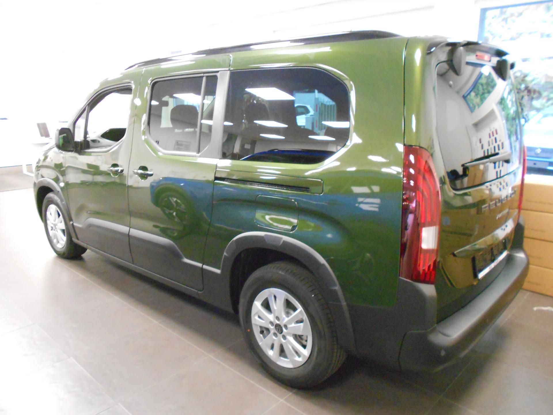 Peugeot Rifter, LONG ALLURE BlueHDi 130 M6 - fotka 3