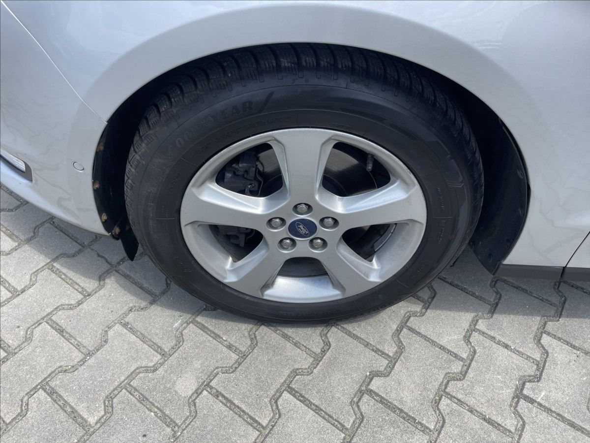 Ford Galaxy, 2,0 TDCI 4x4 AT 7.MÍST MATRIX - fotka 5