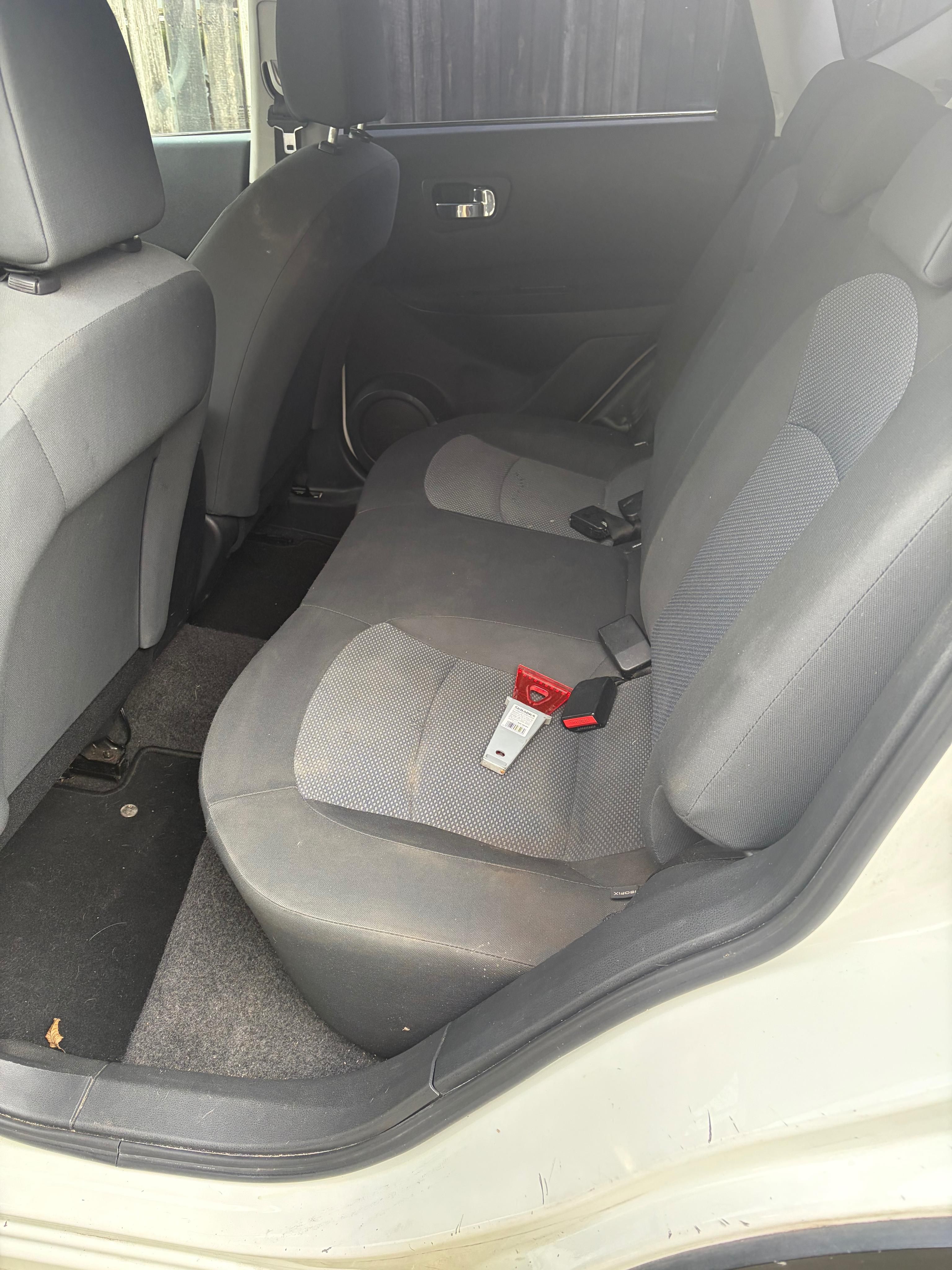 Nissan Qashqai, Nissan Qashqai benzin 1.6 2012 - fotka 4