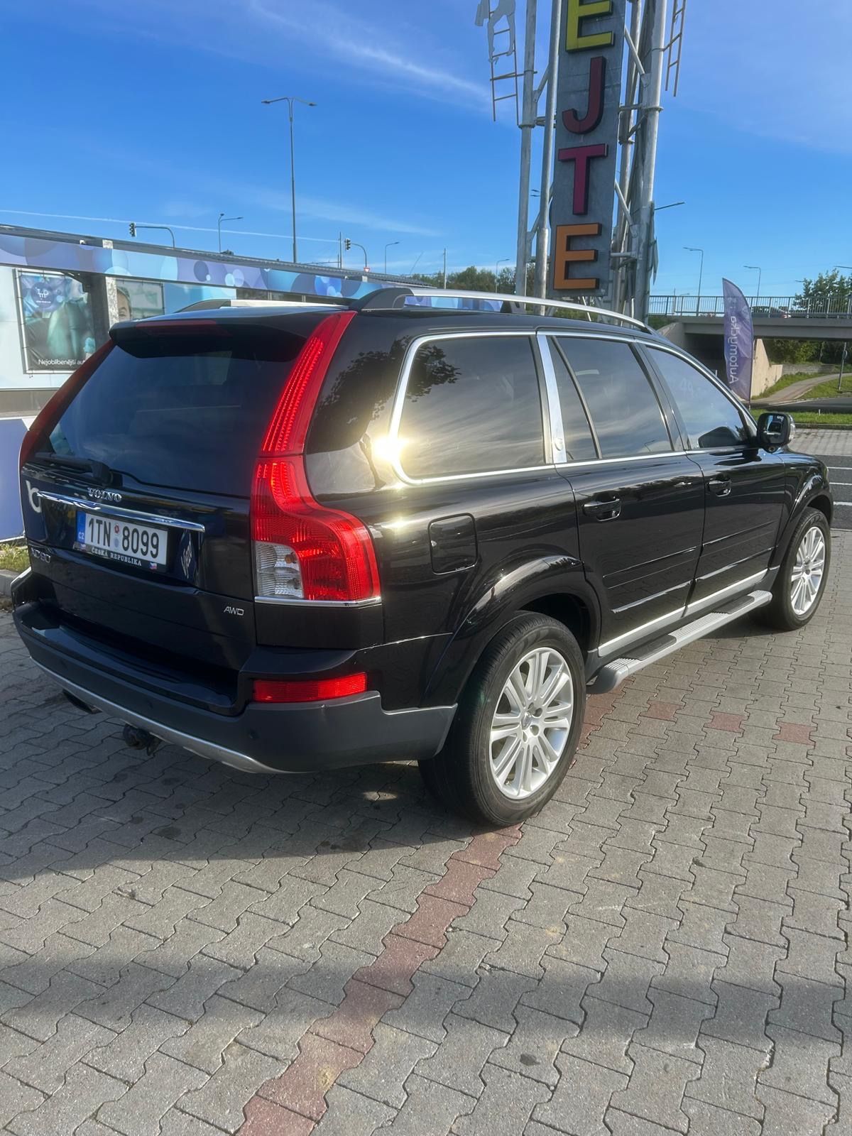 Volvo XC90, 2.4 TD - fotka 5