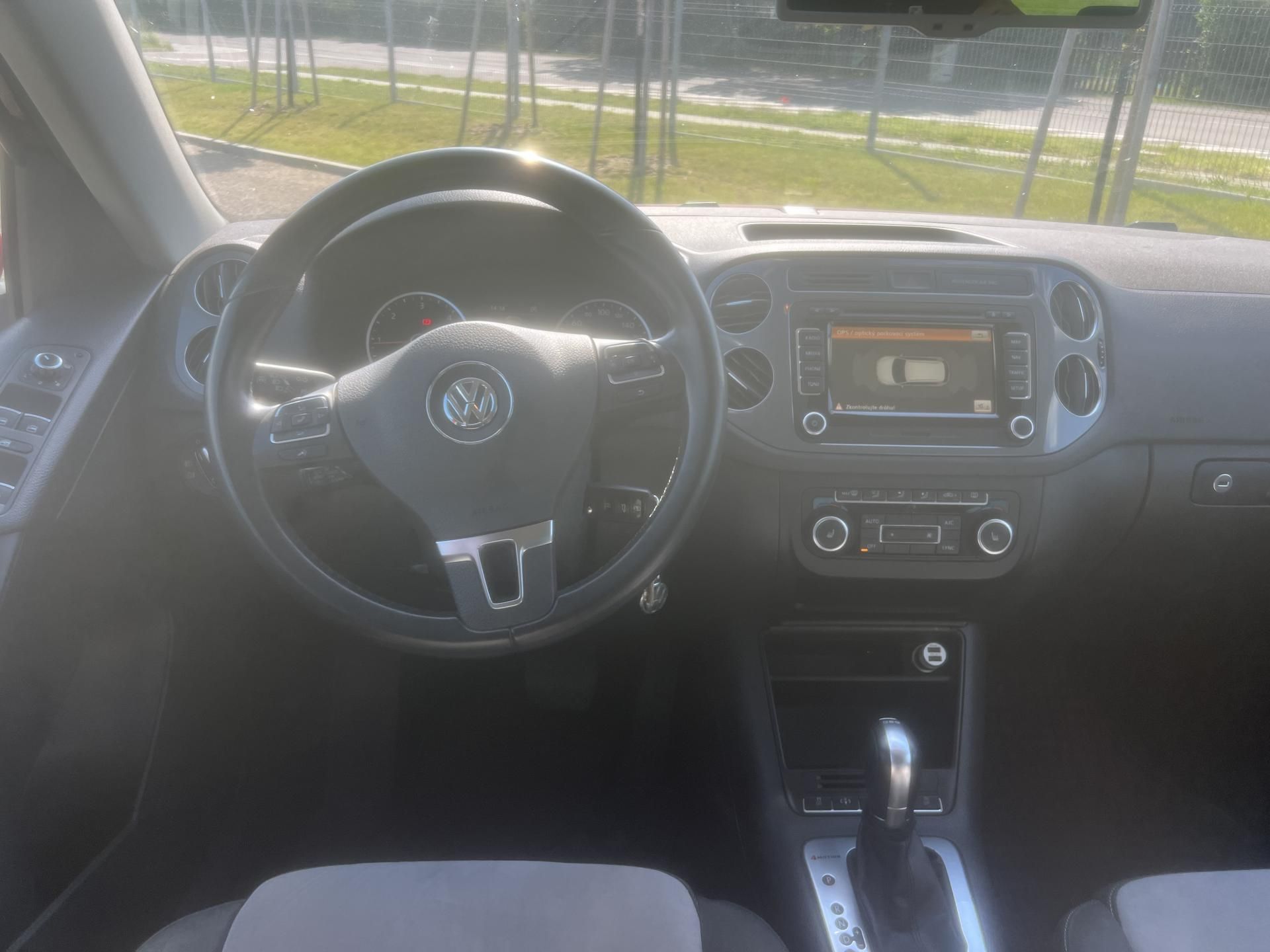 Volkswagen Tiguan, 2.0 TDI, ČR, 4x4 - fotka 6
